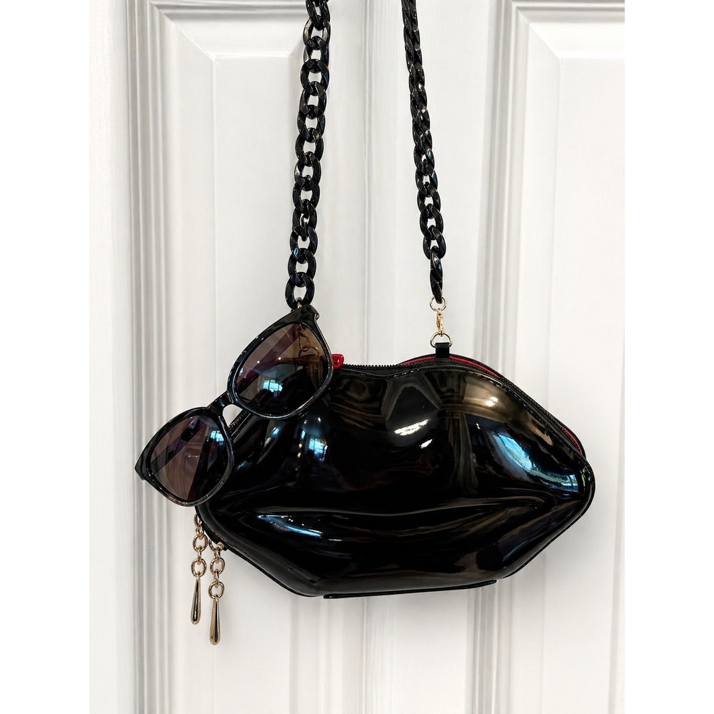 Betsey Johnson Black Lips Crossbody Bag and Heart Sunglasses Set BE303-BLK